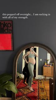 Ireland Baldwin feet photo thumbnail