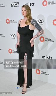 Ireland Baldwin feet photo 18