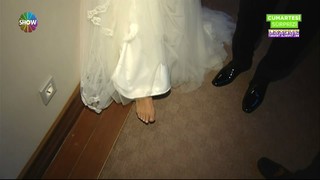 Irem Derici feet photo 20