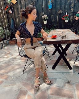 Irem Helvacioglu feet photo 18