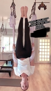 Irem Sak feet photo thumbnail