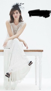 Irem Sak feet photo thumbnail