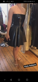 Irem Sak feet photo thumbnail