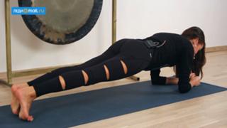 Irena Ponaroshku feet photo thumbnail