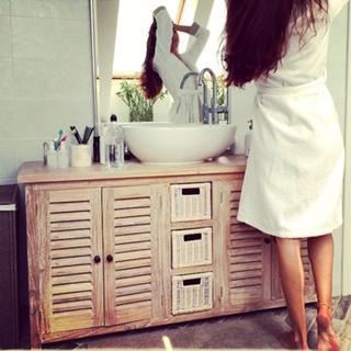 Irena Ponaroshku feet photo thumbnail