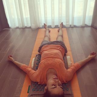 Irena Ponaroshku feet photo thumbnail