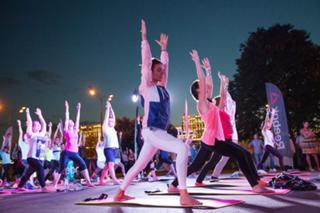 Irena Ponaroshku feet photo thumbnail