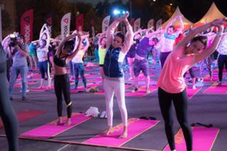 Irena Ponaroshku feet photo thumbnail