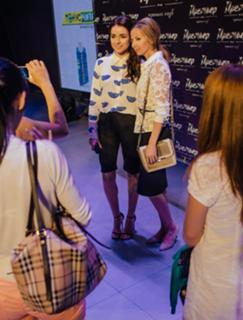 Irena Ponaroshku feet photo thumbnail