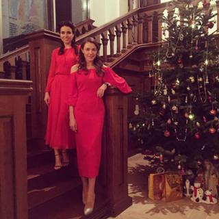 Irena Ponaroshku feet photo thumbnail