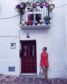 Irena Ponaroshku feet photo thumbnail