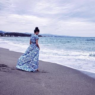 Irena Ponaroshku feet photo thumbnail