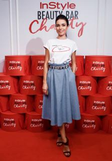 Irena Ponaroshku feet photo thumbnail