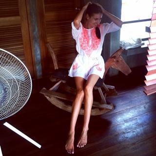 Irena Ponaroshku feet photo thumbnail