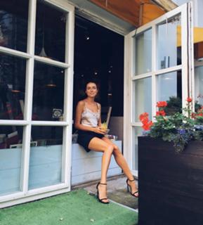 Irena Ponaroshku feet photo 16