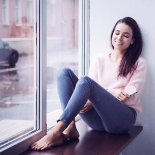 Irena Ponaroshku feet photo thumbnail