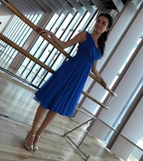 Irena Ponaroshku feet photo thumbnail