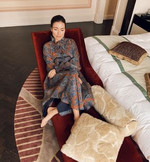 Irena Ponaroshku feet photo thumbnail