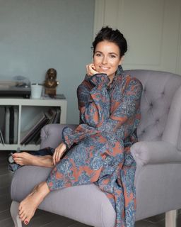 Irena Ponaroshku feet photo thumbnail