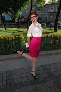 Irena Ponaroshku feet photo thumbnail