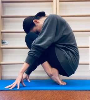 Irena Ponaroshku feet photo thumbnail