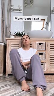 Irena Ponaroshku feet photo thumbnail