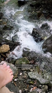 Irena Ponaroshku feet photo thumbnail