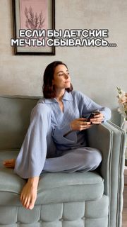 Irena Ponaroshku feet photo thumbnail