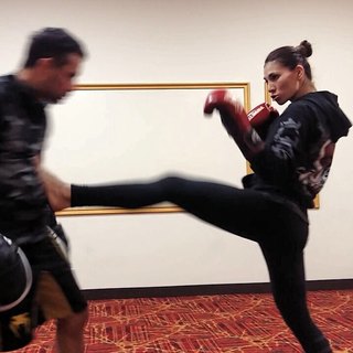 Irene Aldana feet photo 13