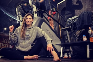 Irene Aldana feet photo 6