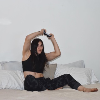 Irene Aldana feet photo 17