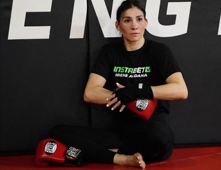 Irene Aldana feet photo 3