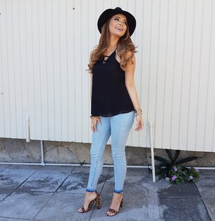 Irene Castillo feet photo 16
