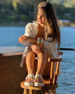 Irene Castillo feet photo 3