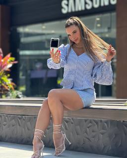 Irene Castillo feet photo 18
