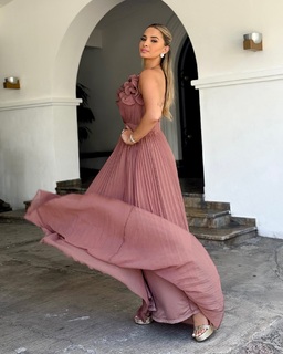 Irene Castillo feet photo 7