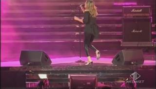 Irene Grandi feet photo 13