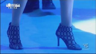 Irene Grandi feet photo 3