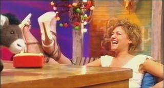 Irene Grandi feet photo 1