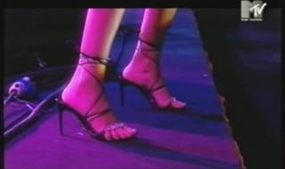 Irene Grandi feet photo 9