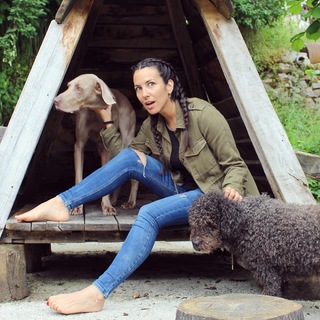 Irene Junquera feet photo thumbnail
