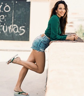 Irene Junquera feet photo thumbnail