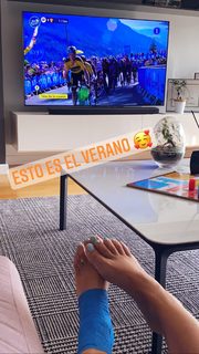 Irene Junquera feet photo thumbnail