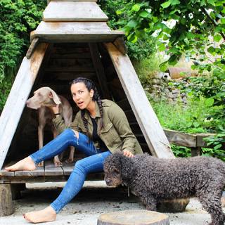 Irene Junquera feet photo thumbnail