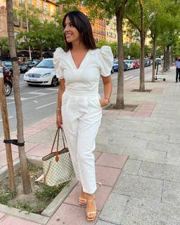 Irene Junquera feet photo thumbnail