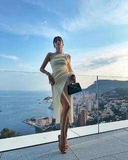 Irene Kim feet photo 7