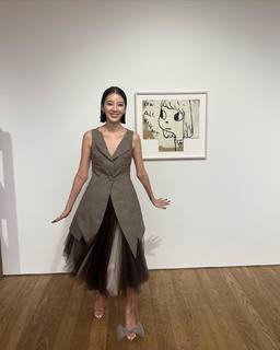 Irene Kim feet photo 9