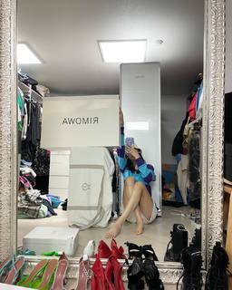 Irene Kim feet photo 11
