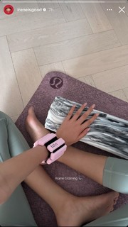 Irene Kim feet photo 6