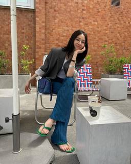 Irene Kim feet photo 4
